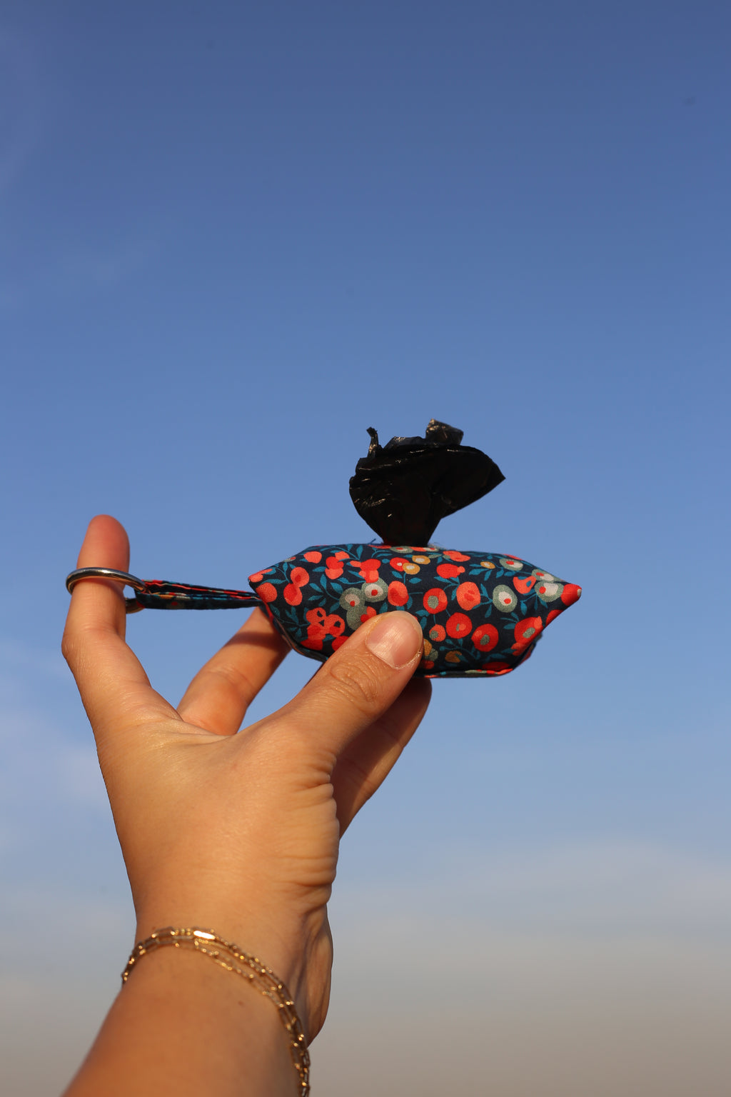 BLUE SAKURA POO POUCH