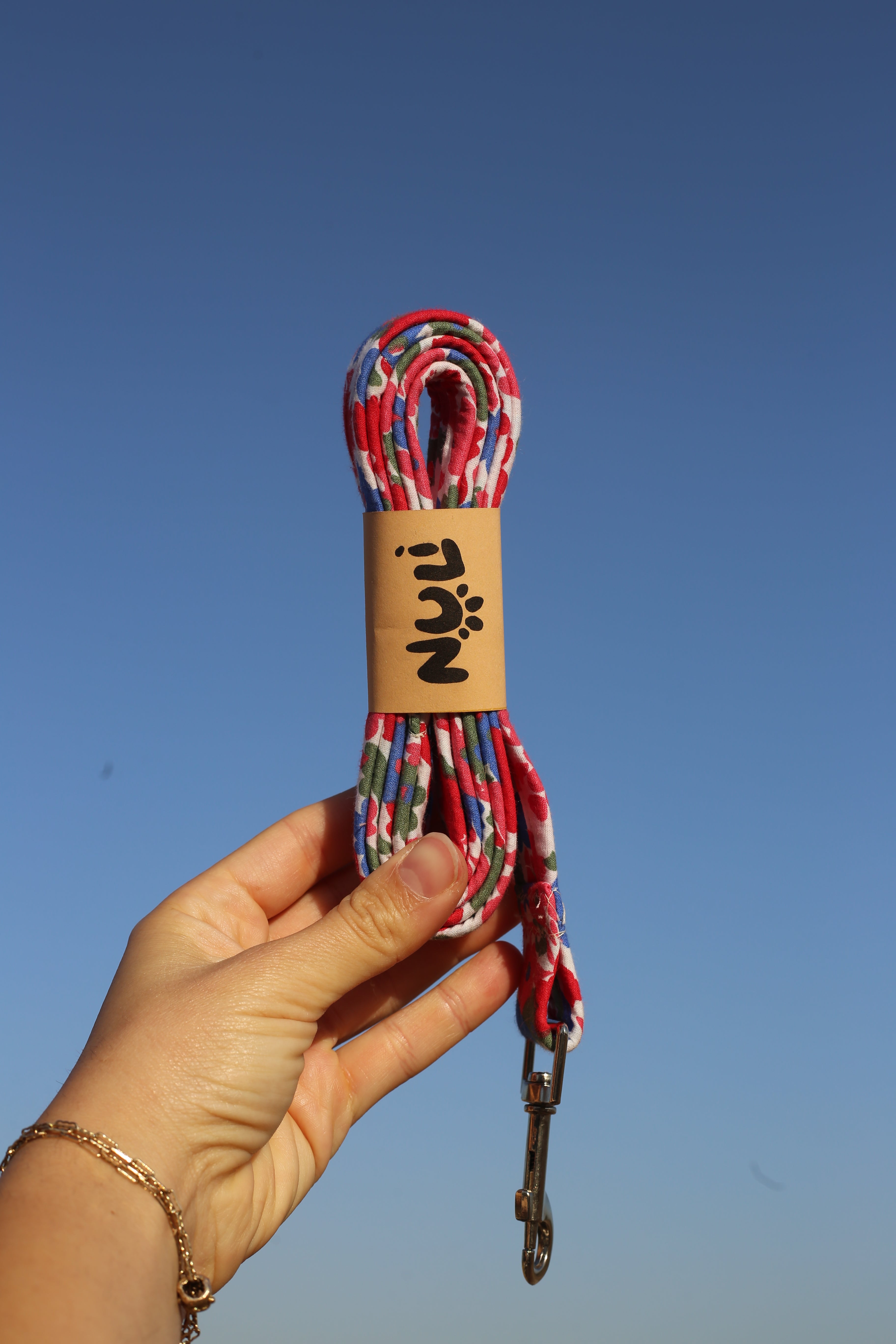BLOOM LEASH