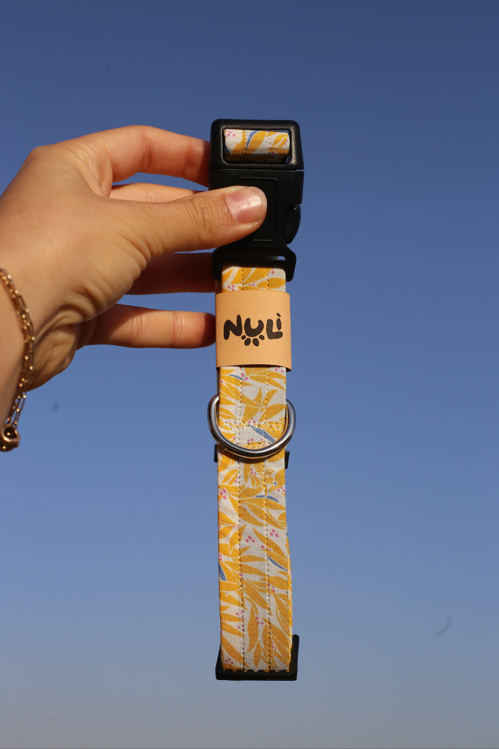 YELLOW LEAVES COLLAR